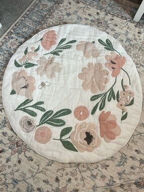 Pottery Barn Kids Muslin Cream Quilted Play Mat